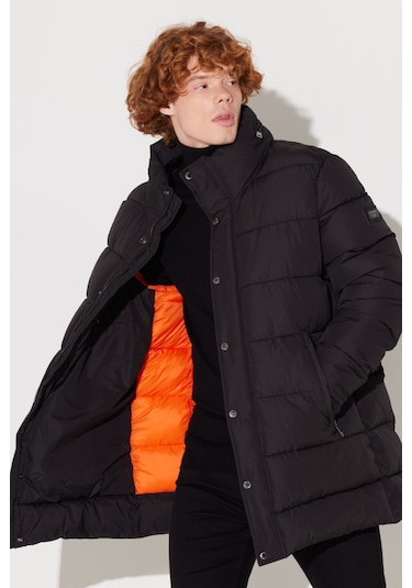 Lee Regular Fit Normal Kesim Dik Yaka Siyah Şişme Mont L222360001 Siyah