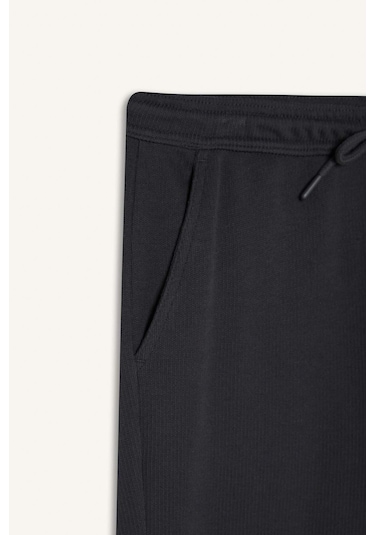 DeFacto Regular Fit Eşofman Altı Beli Bağcıklı Cep Detaylı Düz Paça D9701AX25SPAR214