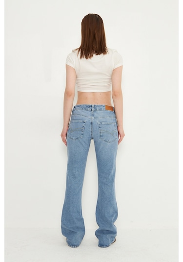Kutaf Mavi Düşük Bel Jeans Mavi