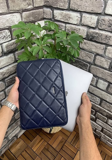 Guard Lacivert Large Capitone Clutch Çanta