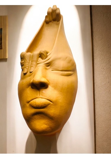 Soyut 3d Yüz Heykeli Modern Duvar Sanatı El Yapımı Dekoratif Mask 48x18 Cm Heykel Duvar Dekoru