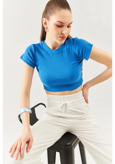 Kadın Kısa Kol Bisiklet Yaka Vücuda Oturan %100 Pamuklu Kaşkorse Esnek Crop Bluz Parlament