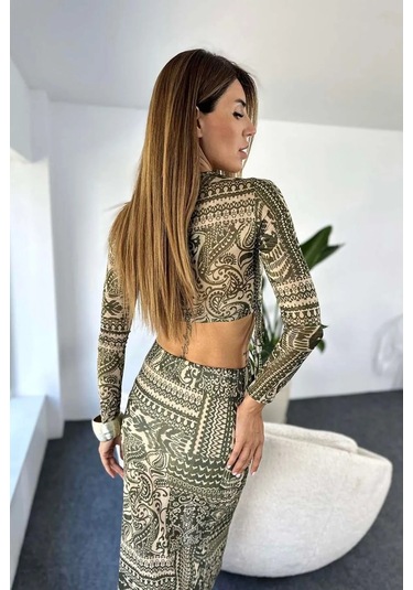 Antik Desenli Yan Büzgülü Yırtmaçlı Esnek Tül Kumaş Etek Uzun Kol Crop Takım Yeşil