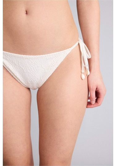 Defacto Regular Fıt Nakışlı Brode Bikini Alt B6895ax26smer103 Ekru-er103