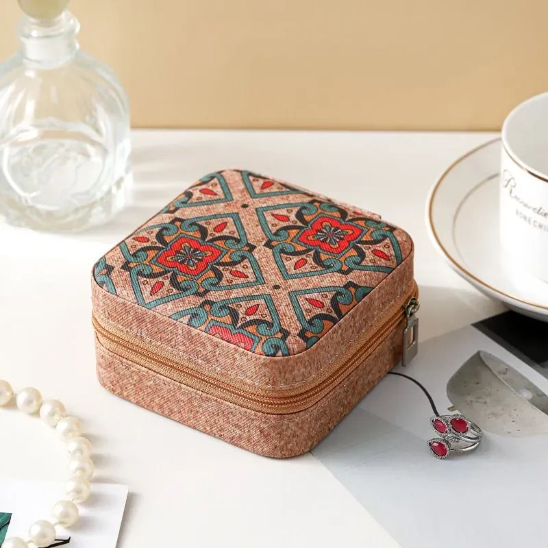 Kosona Jewelry Organizer Kutusu, 1 Adet, 10x10 Cm, Kadın Ve Çocuk İçin, Çin Üretimi, 100g, 3 Renk Seçeneği