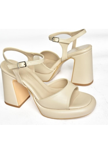 Fox Shoes S569012809 Ten Kalın Topuklu Kadın Ayakkabı Ten Rengi