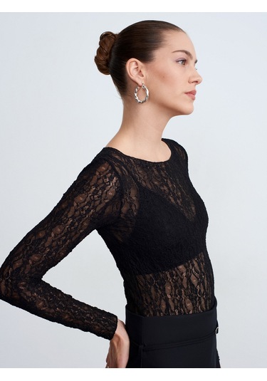 Dilvin 32764 Kayık Yaka Dantel Top-siyah