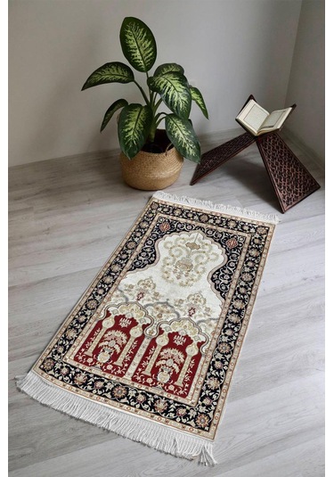 Dijital Baskı Kaymaz Tabanlı Yıkanabilir Püsküllü Seccade Scd0006 Renkli