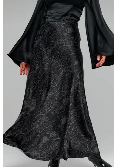 Madmext Siyah Desenli Saten Kadın Uzun Etek Mg2333 Siyah