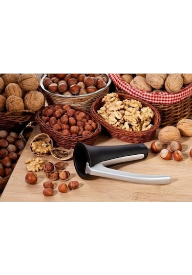 Şık Mutfakçı  Metal Ceviz  Ve Fındık Kıracağı Siyah