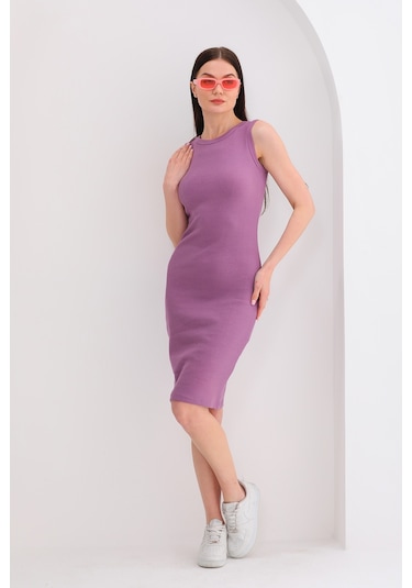 Mor Vücuda Oturan Kolsuz Diz Altı Fitilli Esnek Askılı Elbise Mor