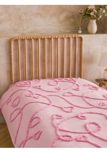 Pembe Kalp Nakışlı Yatak Örtüsü 130x170 Cm