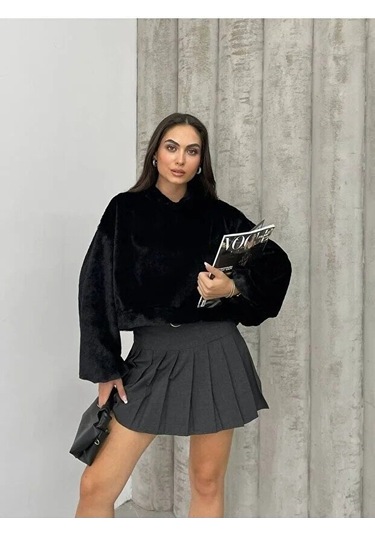 Kadın Crop Boy Yumuşacık Balon Uzun Kol Kapüşonlu Şık Kısa Sweatshirt Siyah