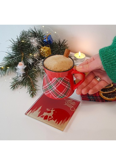 Decorita Cam Bardak Altlığı Mutlu Yıllar Kırmızı Silüet 4'lü Takım Kırmızı