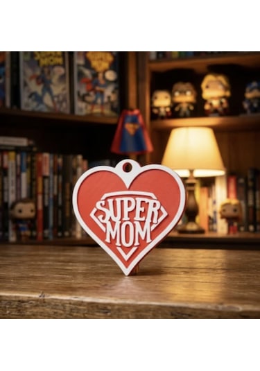 Super Mom Kalp Tasarımlı 3d Kabartmalı Hediyelik Anahtarlık Kırmızı