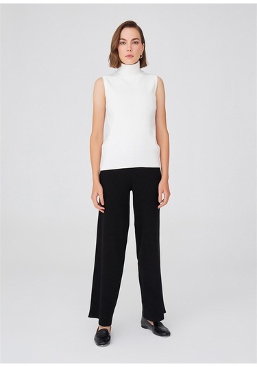 Peraluna Kadın Balıkçı Yaka Dar Kalıp Kolsuz Bluz Ekru-Ekru