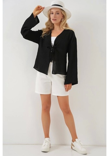 Önü Bağcıklı Bluz 952 - Siyah Si Yah