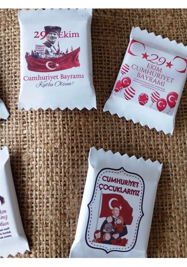 Farklı Market 29 Ekim Çikolatası Cumhuriyet Bayramı Çikolatası 20 Adet