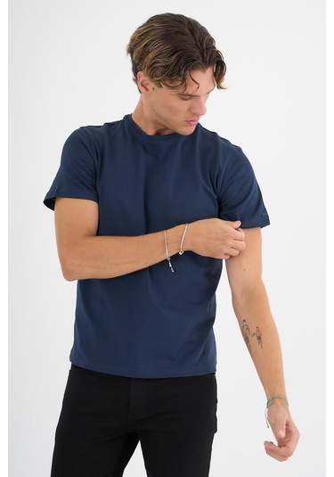 Erkek Lacivert %100 Pamuklu Standart Kalıp T-shirt Siyah