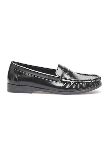 Trendella Siyah Parlak Deri Görünümlü Penny Loafer Tr88ms02a