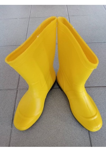 Gezer Kısa Boğaz Sarı Çizme 39 Numara