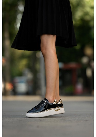 Kadın İnce Şerit Detaylı Kalın Taban Spor Ayakkabı Siyah