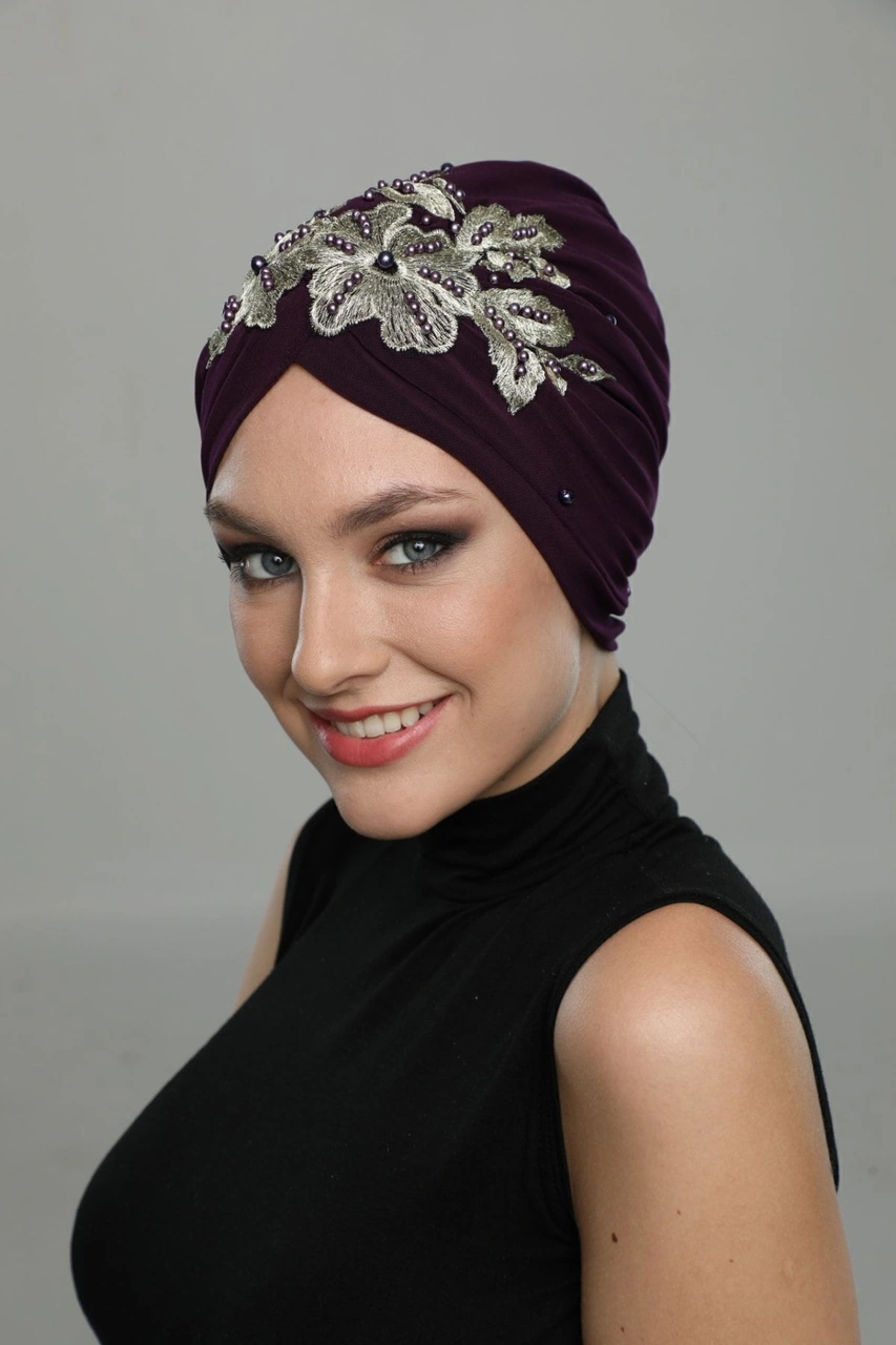 Kopma Astarlı Işlemeli Mor Sırma Motifli Hazır Türban Tesettür Abiye Bone Mor Sırma