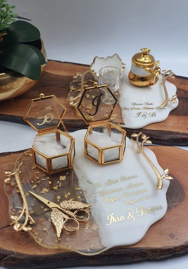 Söz Nişan Tepsisi Ve Damat Kahve Fincanı