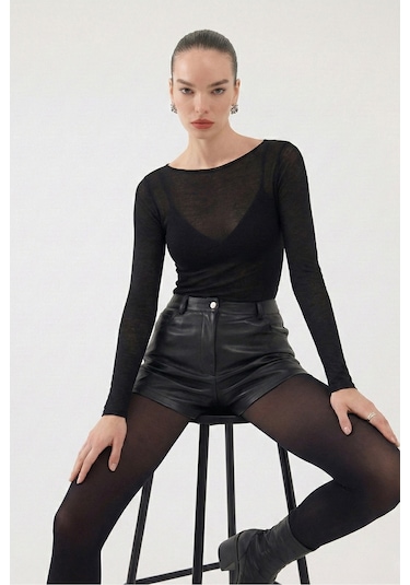 Holly Lolly Kayık Yaka Ultra Soft Nikki Kaşmir Bluz Siyah