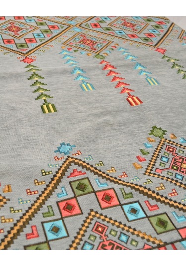 Çeyizlik Hediyelik Seccade Eşarp Tesbih Set Kilim Desenli Kadife Astarlı Seccade, Eşarp, Kristal Tesbih Özel Kutulu Lüks Hediye Seti Gri