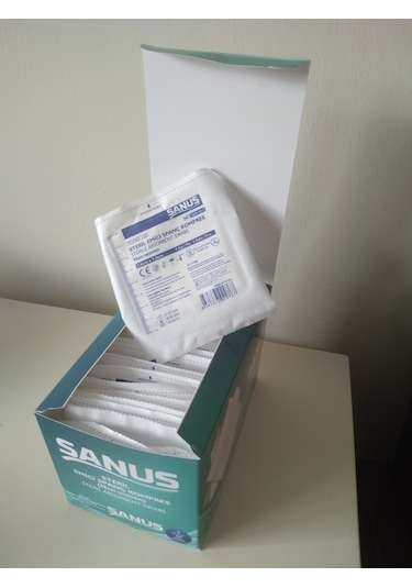 Sanus Steril Emici Spanç Kompres 7.5Cm*7.5Cm