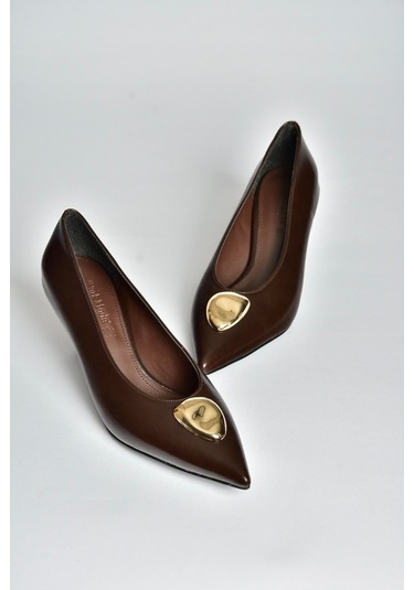 V820621760 Kahverengi Rustik İnce Topuklu Sivri Burun Kadın Ayakkabı Kahverengi