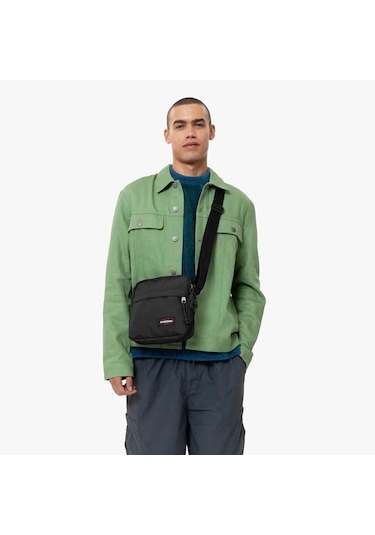 Eastpak The Bigger One Black Mini Askılı Çanta