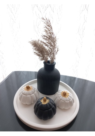 Tabakta 3'lü Mini Balkabağı Vazo Dekoratif Beyaz Siyah Set 03