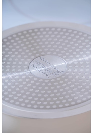 Ultimate Pro İndüksiyon Tabanlı Tava - 26 Cm Krem