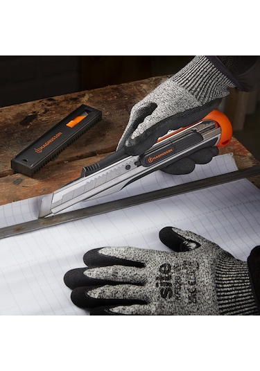 Magnusson Maket Bıçağı 25 MM 2000031301