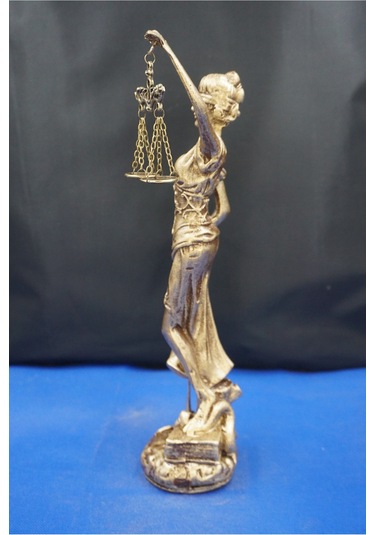 Themis Adalet Tanrıçası Heykeli 32 Cm Avukatlar İçin Dekoratif Biblo, Ev & Ofis Aksesuarı Altın