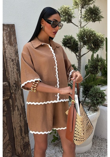 Kadın Camel Keten Biye Detaylı Kısa Şortlu Takım Camel