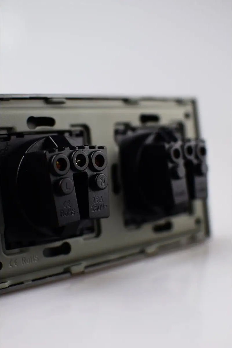 Vo'stabl Çiftli, İki Kişilik Gri Priz, Topraklama, Koruyucu Kapaklar. 145892878 102