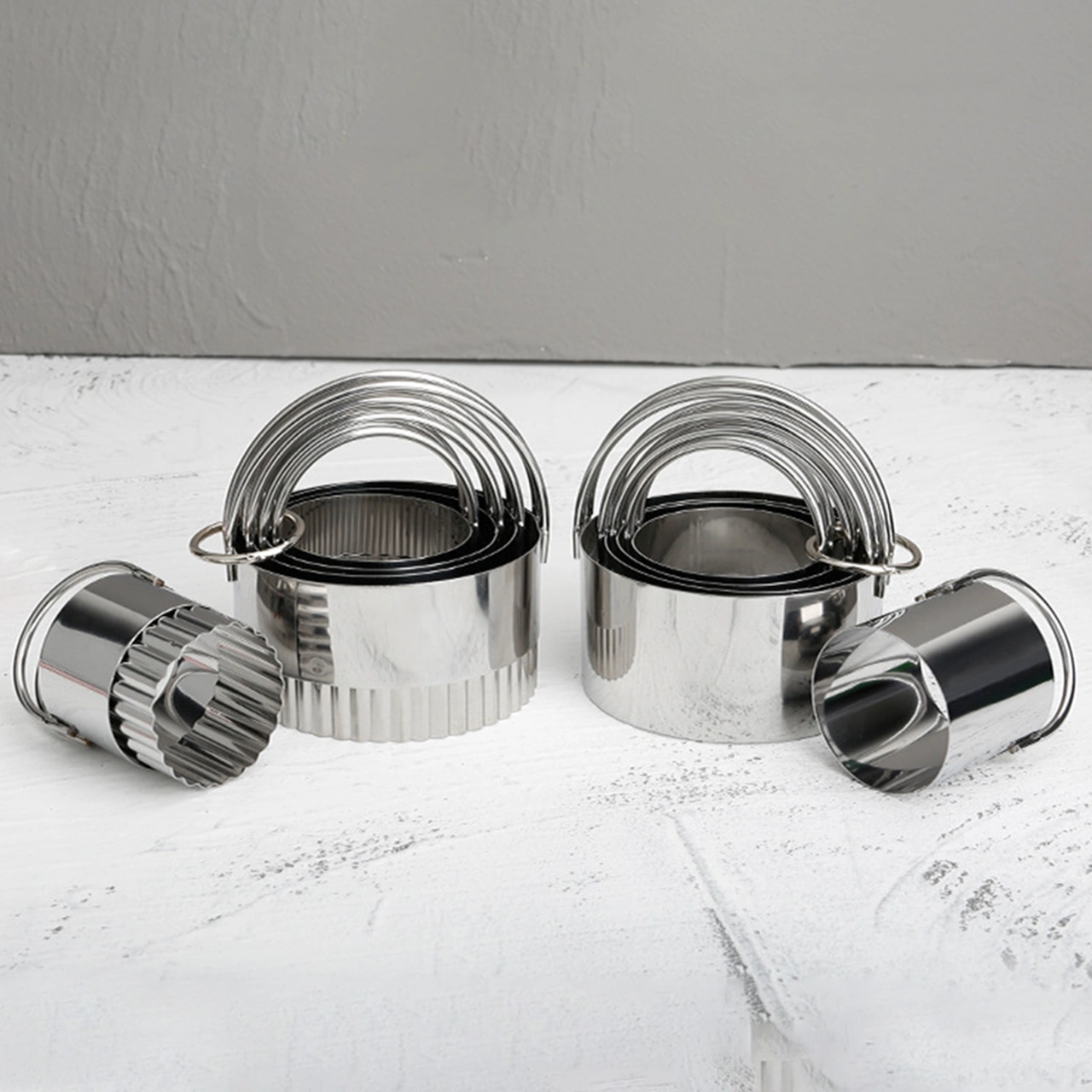 Yaleker 5'li Paslanmaz Çelik Bisküvi Kalıbı Seti - Rust Ötesi, Ergonomik Kolu, Kolay Temizlenir, Kaliteli Kullanim İçin Gümüş