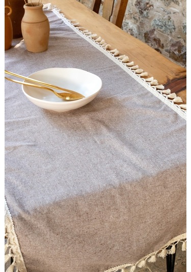Vivamaison Pamuk Püsküllü Runner Masa Örtüsü 45 x 150 Kahverengi