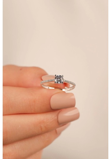 Çgk Çiğdem Gürel Kuyumculuk 14 Ayar Beyaz Tektaş Altın Yüzük Işıklı Kutu Hediyeli Beyaz