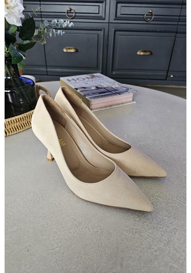 10 1109 Topukla Kadın Kadeh Topuklu 8 Cm Topuklu Stiletto Ayakkabı Ten Süet
