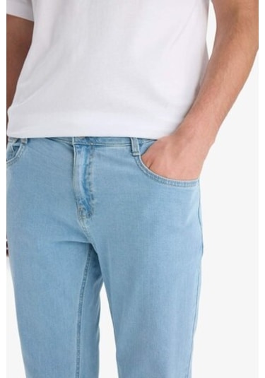 Defacto Sergio Regular Fit Normal Kalıp Normal Bel Boru Paça Jean Pantolon E7268ax25smnm39 Mavi
