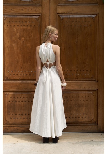 Bunina Bağcıklı Boncuk Detay Ekru Uzun Elbise Ekru