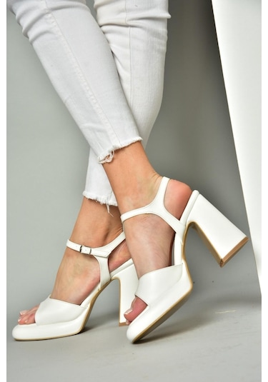 Fox Shoes S569012809 Beyaz Kalın Topuklu Kadın Ayakkabı Beyaz