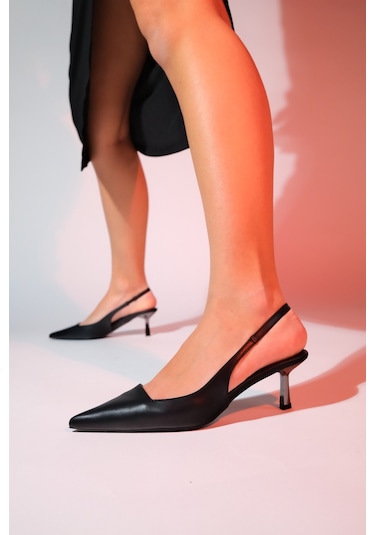 Luvishoes Marten Siyah Cilt Kadın Sivri Burun Arkası Açık İnce Topuklu Ayakkabı Siyah
