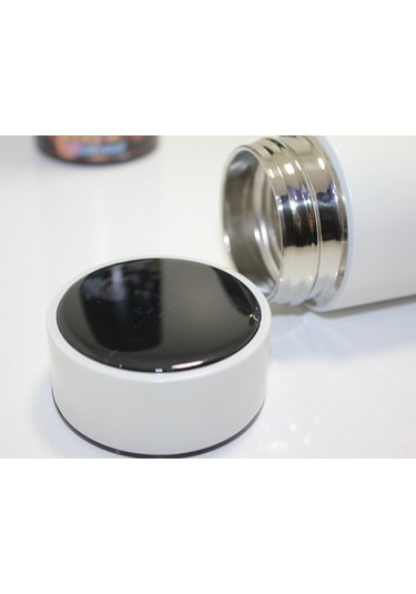 Anime Baskılı Dijital Göstergeli Termos 500 Ml Model 2 Diğer