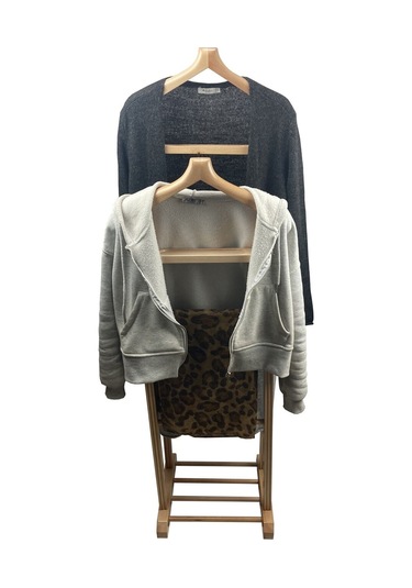 Melada Mobilya Gürgen 145 Cm Çift Tepeli Dilsiz Uşak Ham Cilalı Ceviz