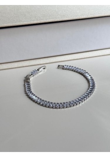 Baget Taşlı Gümüş Renk Çelik Tennis Bileklik Işıltılı Ve Şık Kadın Takı Gümüş